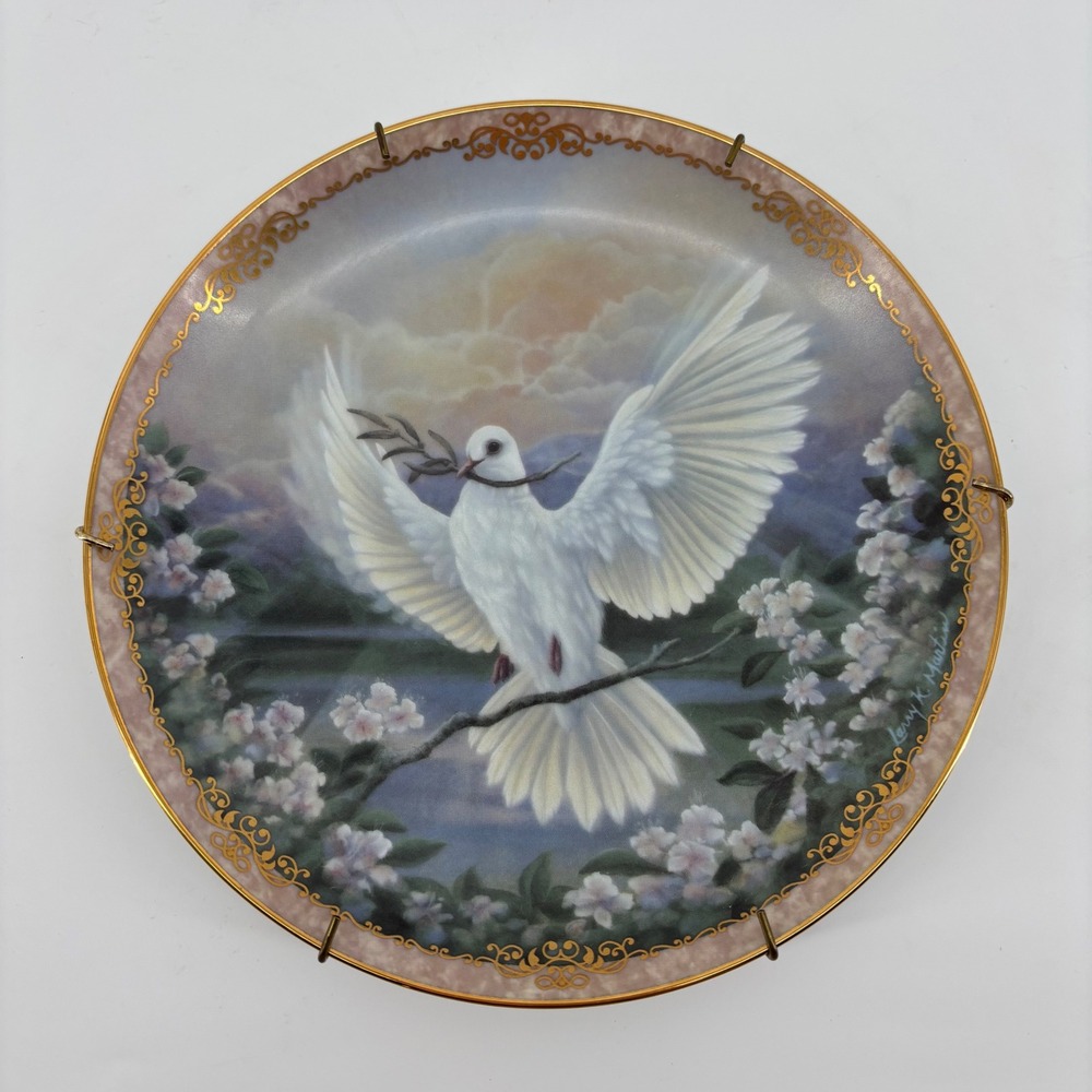 Bradford Exchange Collector Plate 8.25 Inch Radiant Messenger Peace Dove Vintage